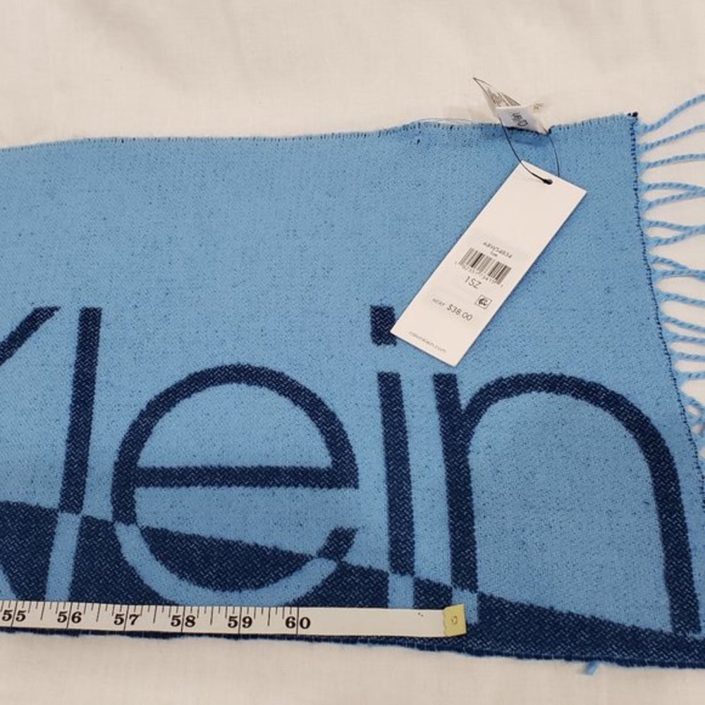 NWT Calvin Klein Large Logo Woven Scarf - Picture 4 of 4